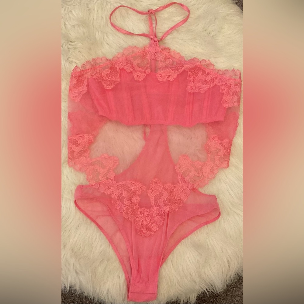 Victoria’s Secret Sheer Floral Teddy - Picture 4 of 5